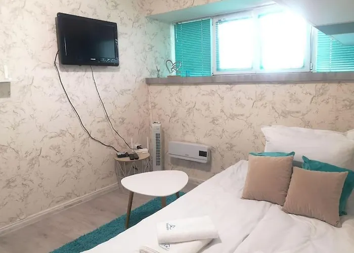 Centrally-located Near The Sea Garden * Βάρνα