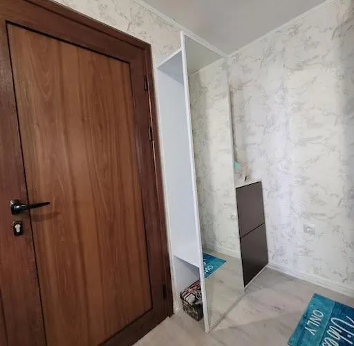 Centrally-located Near The Sea Garden Apartment Varna