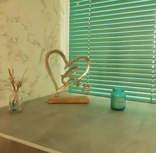 Centrally-located Near The Sea Garden